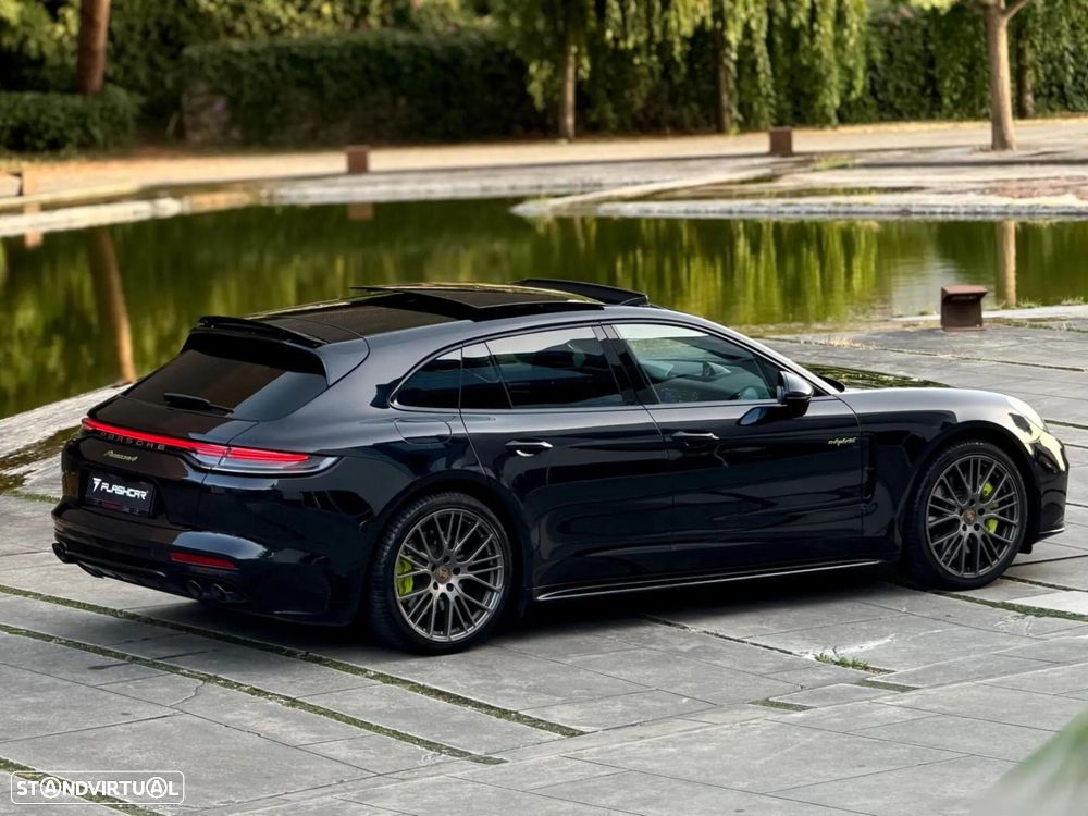 Porsche Panamera Sport Turismo 4 E-Hybrid Platinum Edition PDLS - 24
