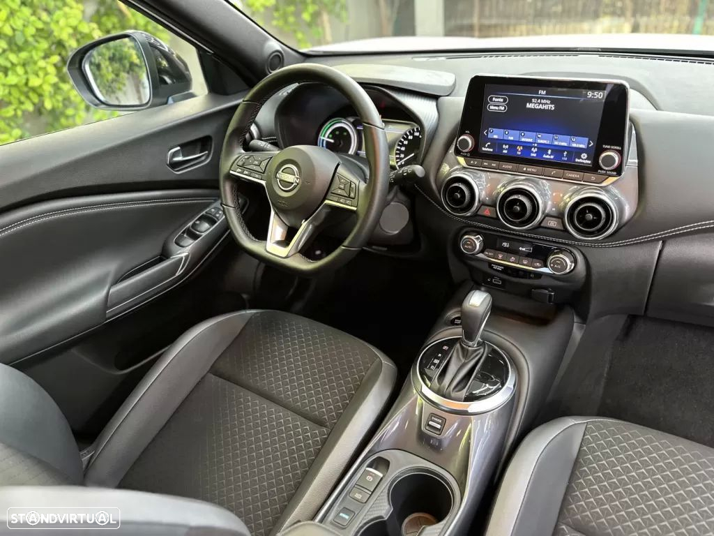 Nissan Juke 1.6 Hybrid N-Connecta - 26