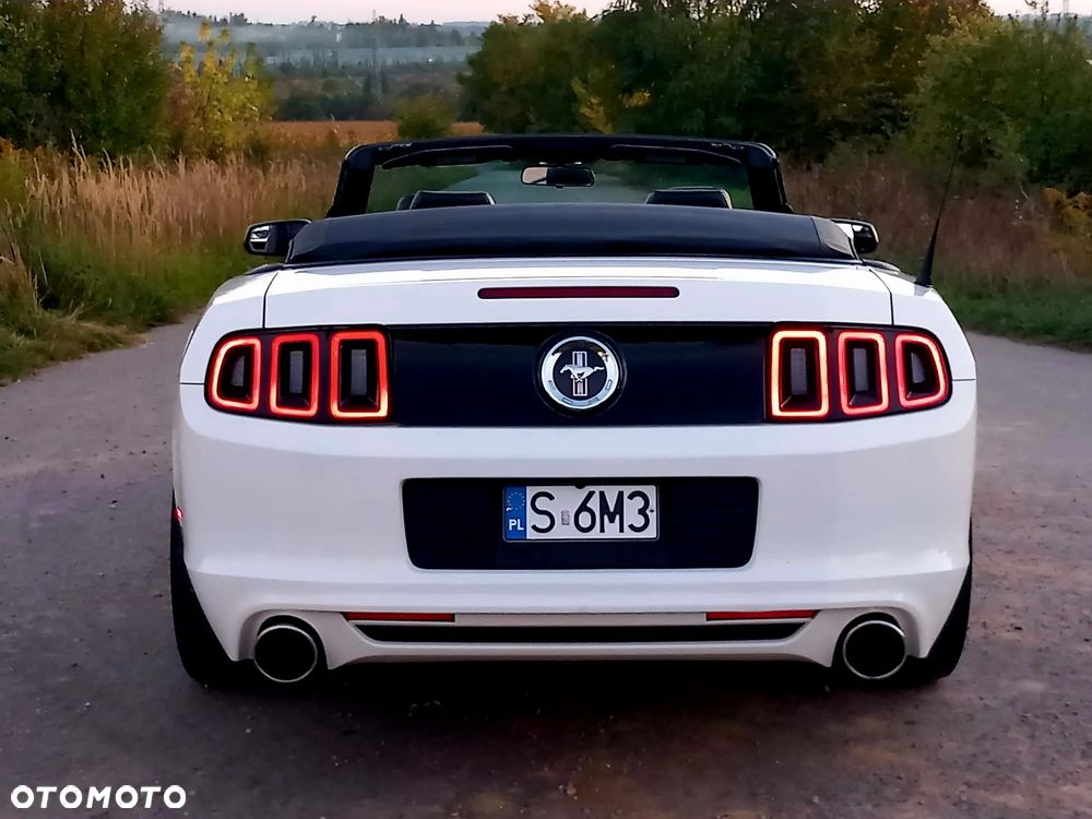 Ford Mustang 3.7 V6 Premium - 18