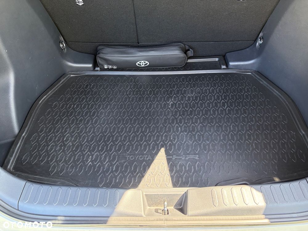 Toyota C-HR 1.8 Hybrid Style - 29