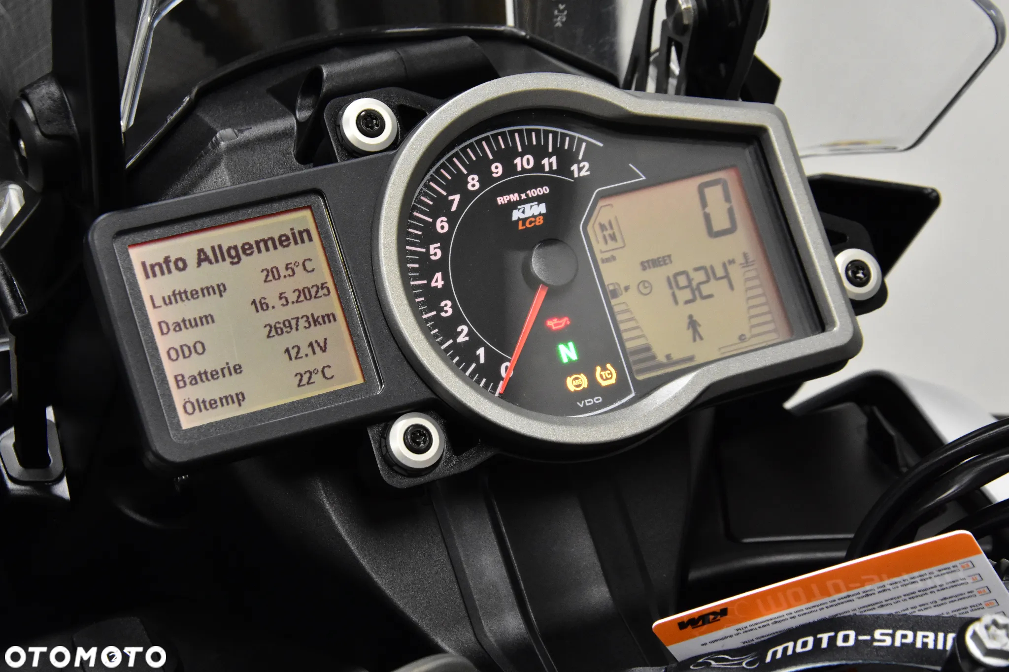 KTM Adventure - 17
