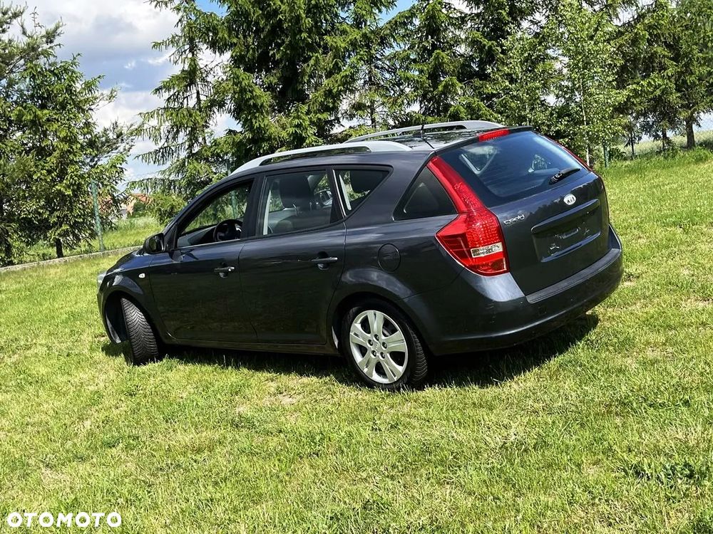 Kia Ceed - 2