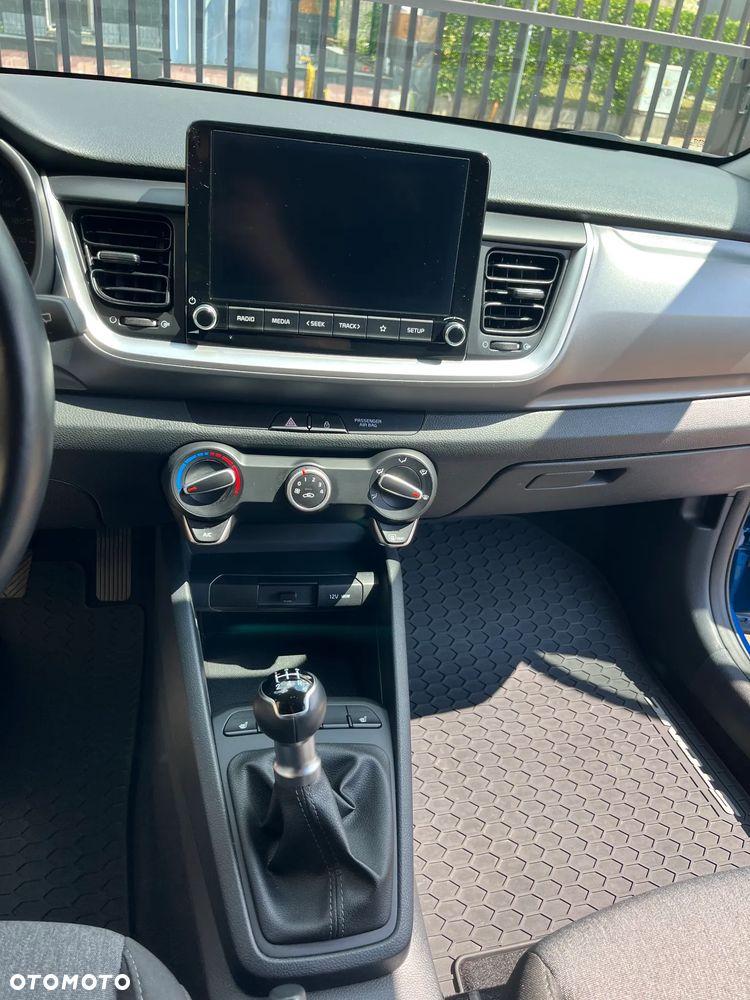 Kia Stonic 1.2 M - 24