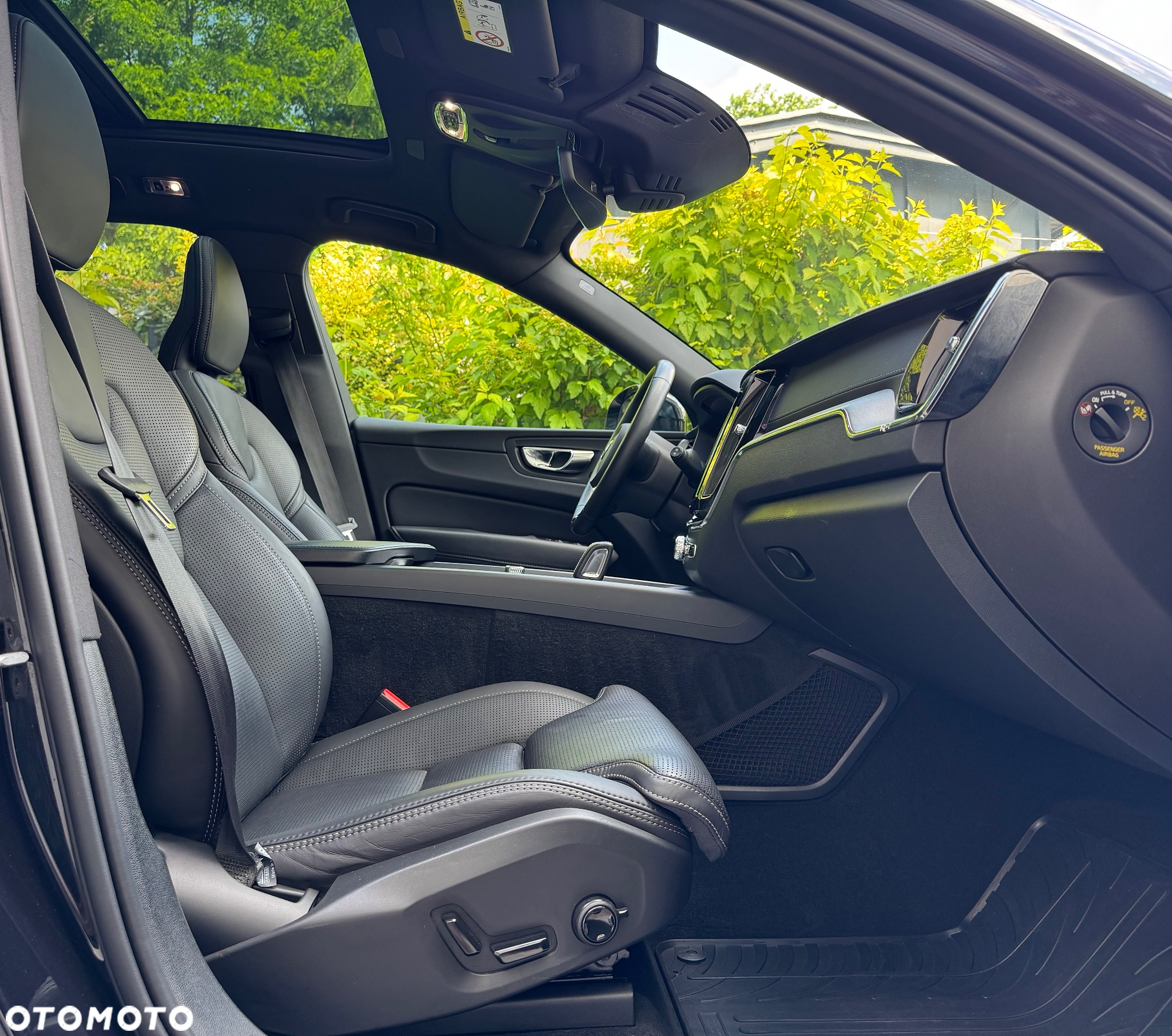 Volvo XC 60 B4 D AWD Geartronic RDesign - 11