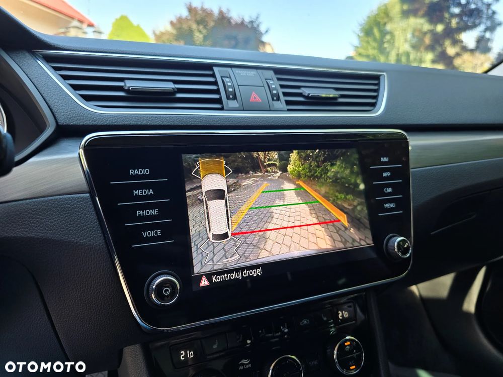 Skoda Superb 2.0 TDI SCR 4x4 Style DSG - 23