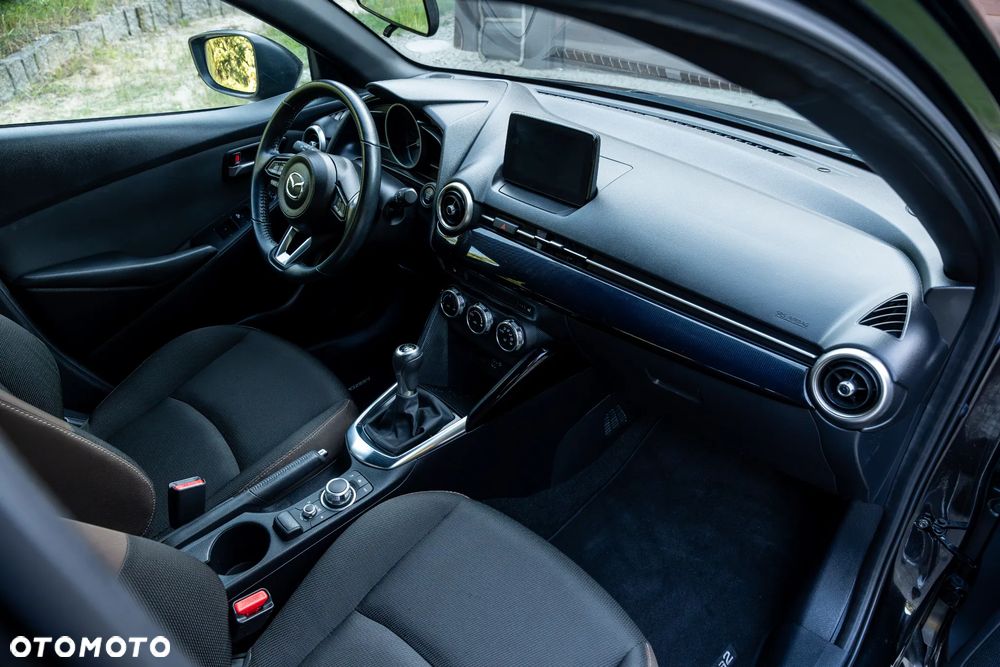 Mazda 2 SKYACTIV-G 90 Exclusive-Line - 27