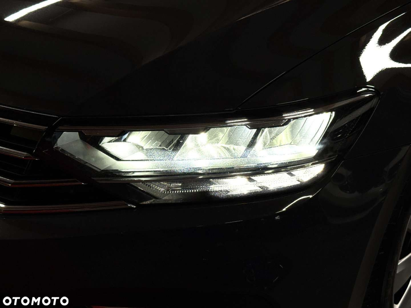Volkswagen Passat - 37