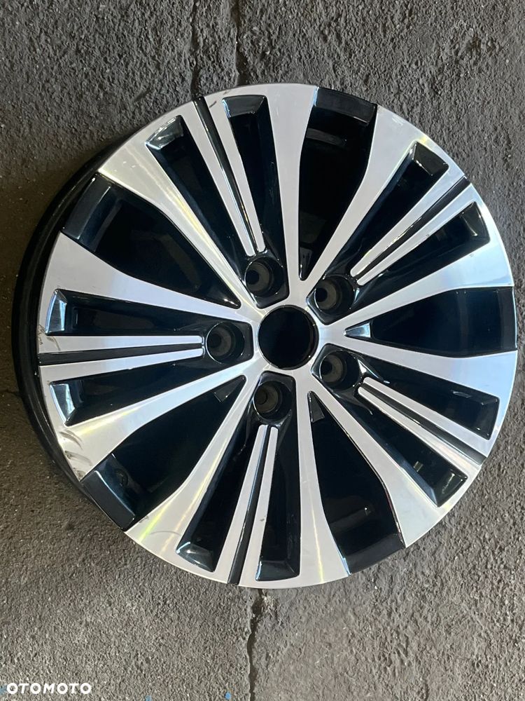 Felgi Renault 5x114,3 6,5 x 16 ET 44 403003206R - 1