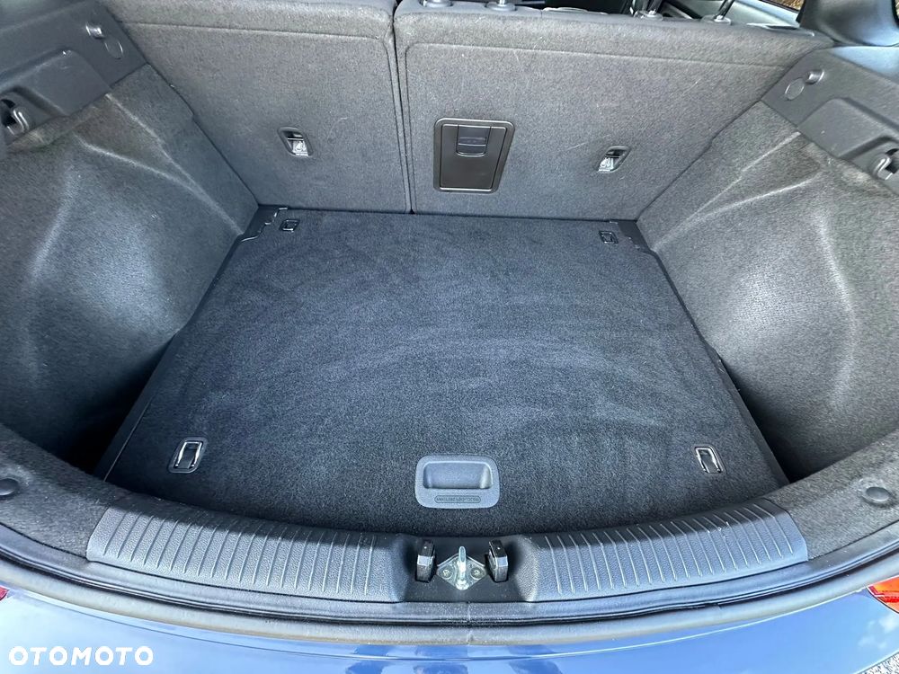 Hyundai i30 1.6 CRDI Passion Plus - 8