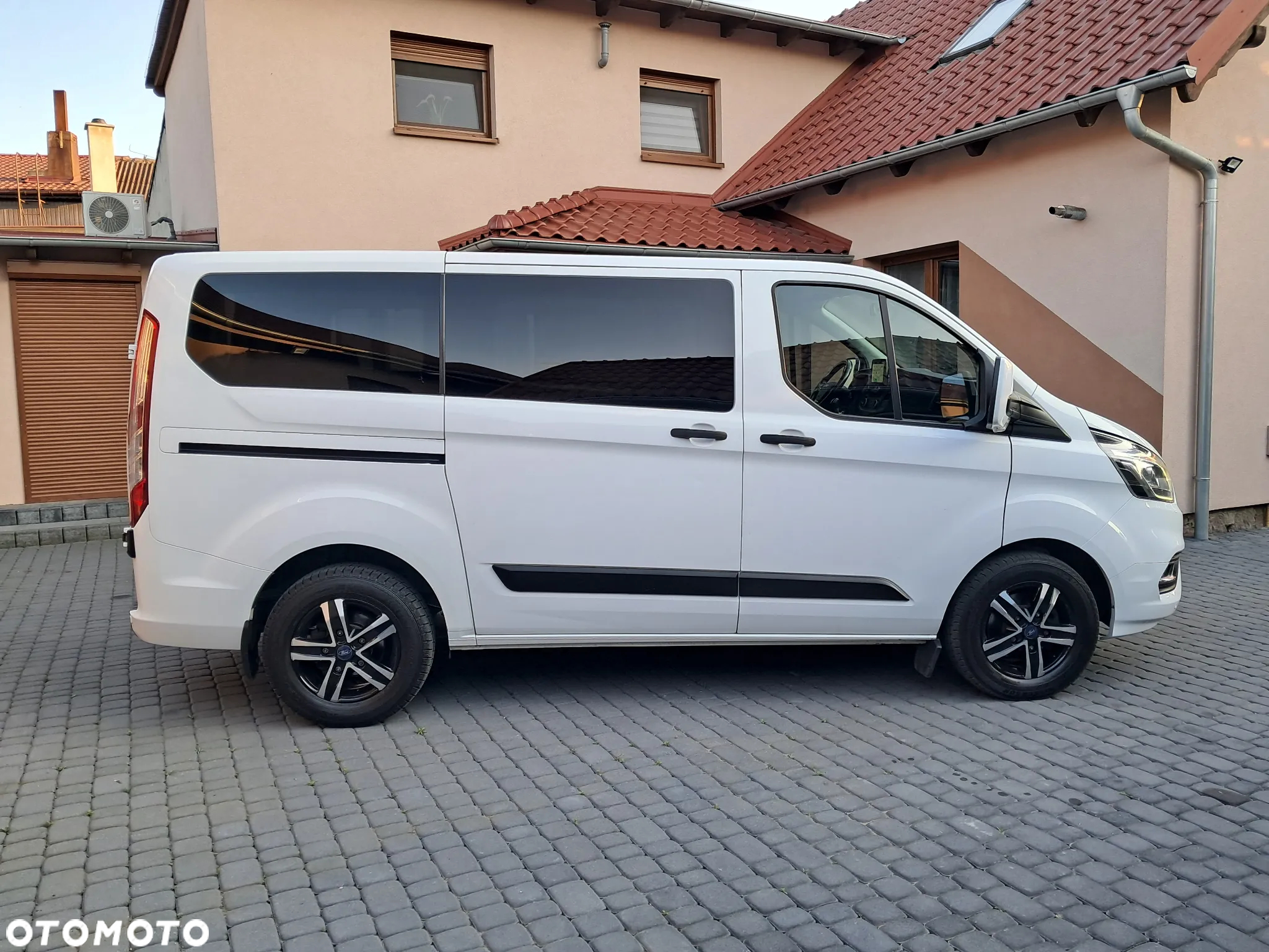Ford Transit Custom 290 L1H1 Limited - 7