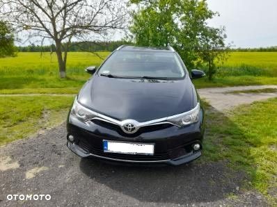 Toyota Auris 1.6 Premium MS - 3