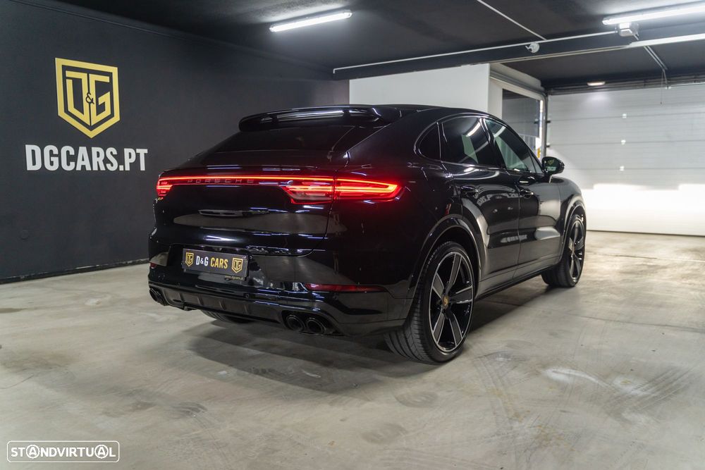 Porsche Cayenne Coupé E-Hybrid - 5