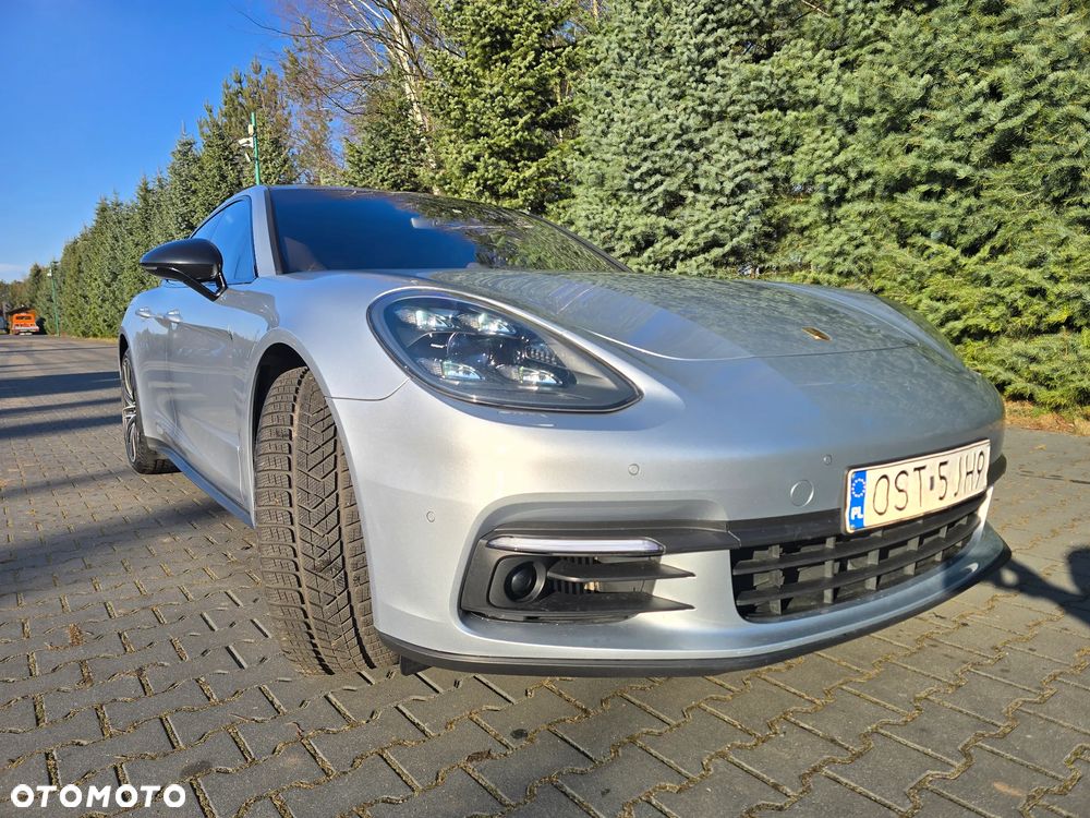 Porsche Panamera 4 - 5