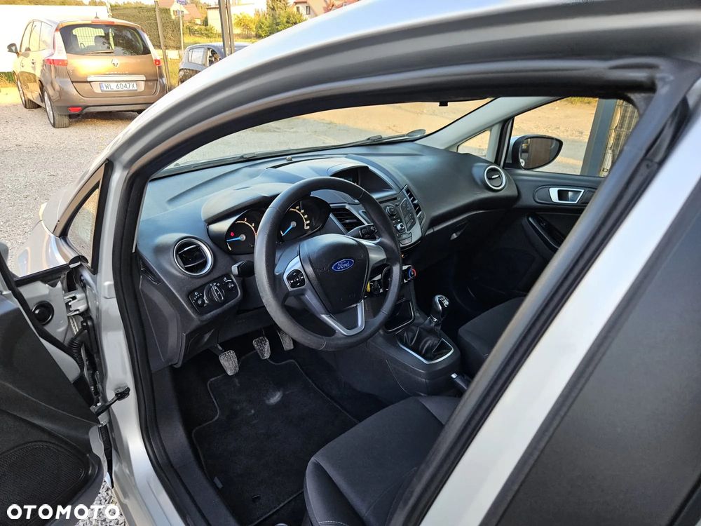 Ford Fiesta 1.25 Trend - 17