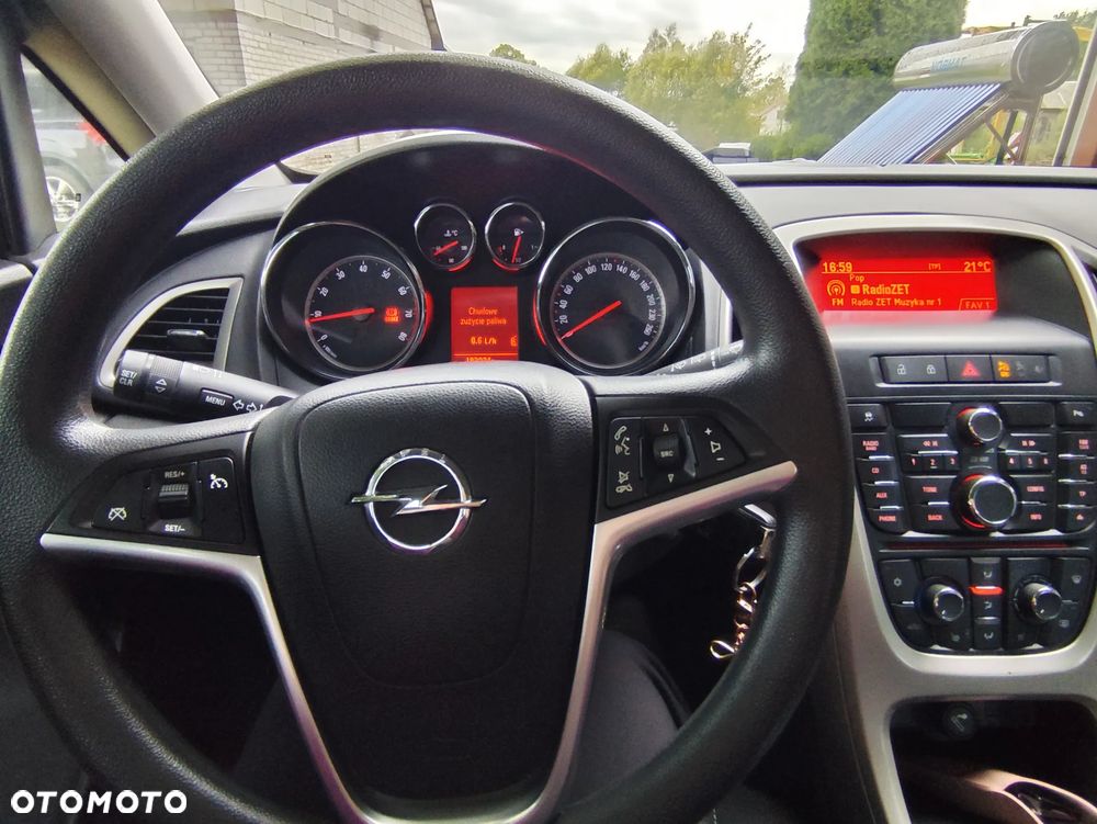 Opel Astra 1.4 T Enjoy - 7
