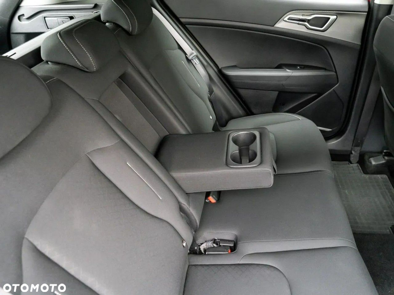 Kia Sportage 1.6 T-GDI MHEV M 2WD DCT - 27