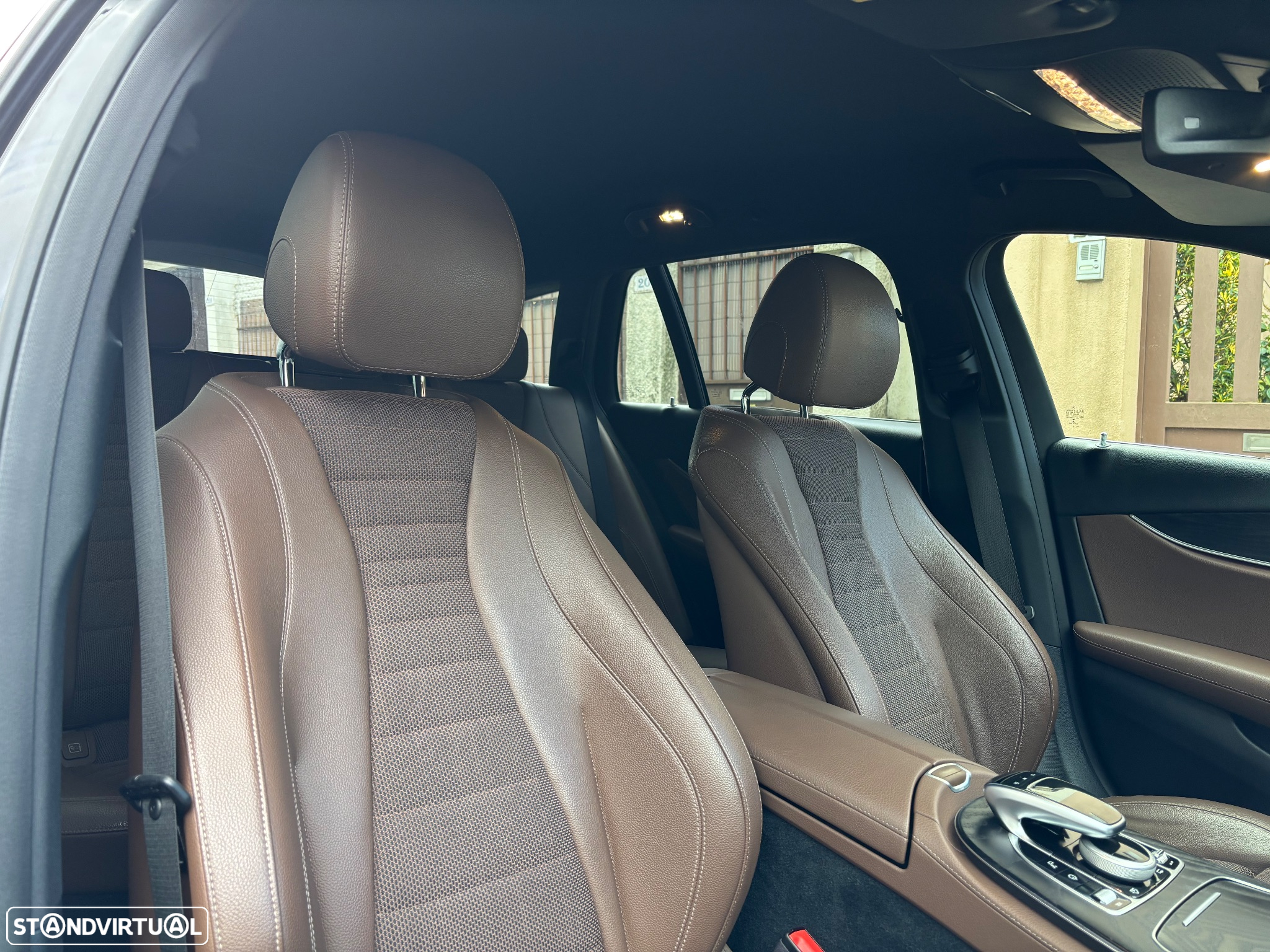 Mercedes-Benz E 300 de Avantgarde 4Matic - 13
