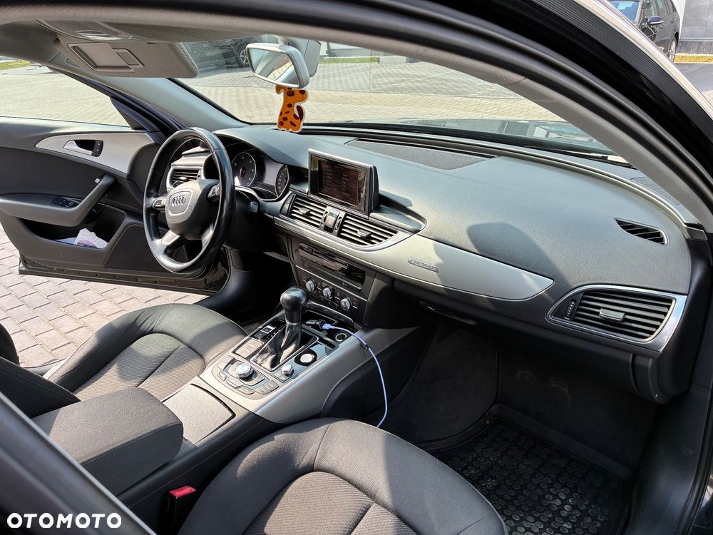 Audi A6 Avant - 14