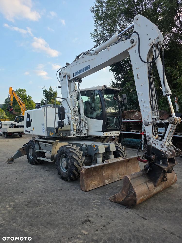 Liebherr A916 - 3