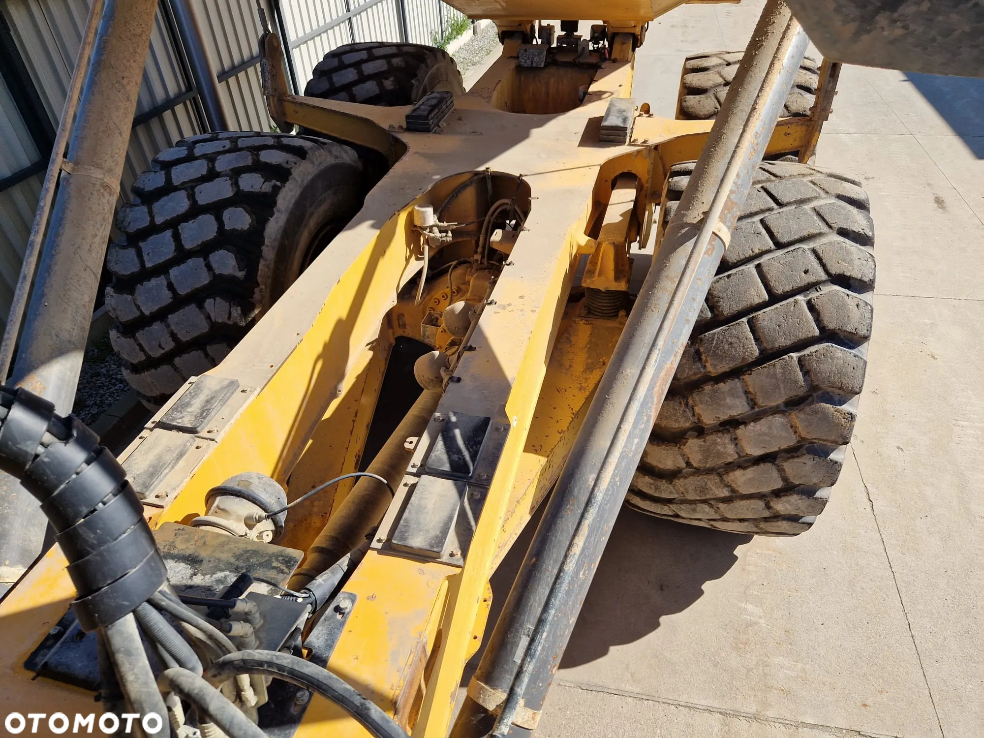 Volvo A30F * szerokie opony * burta tył * - 14