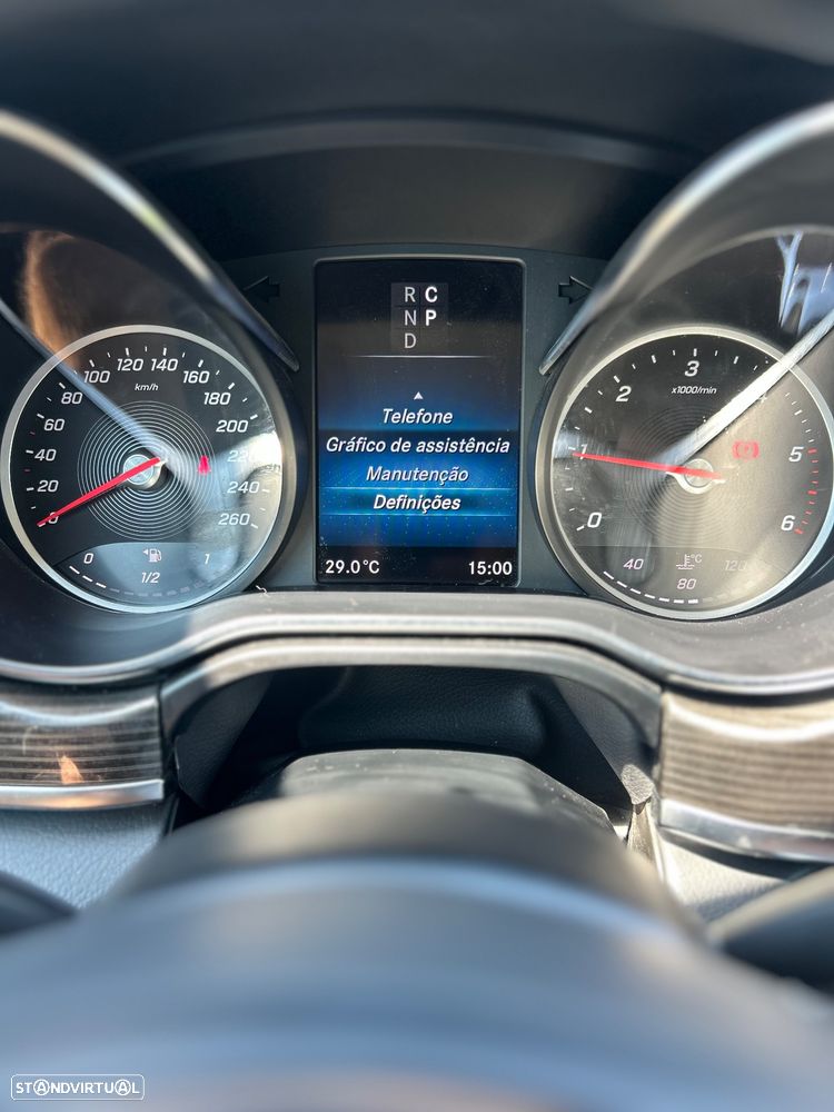 Mercedes-Benz V 250 d Longo - 28