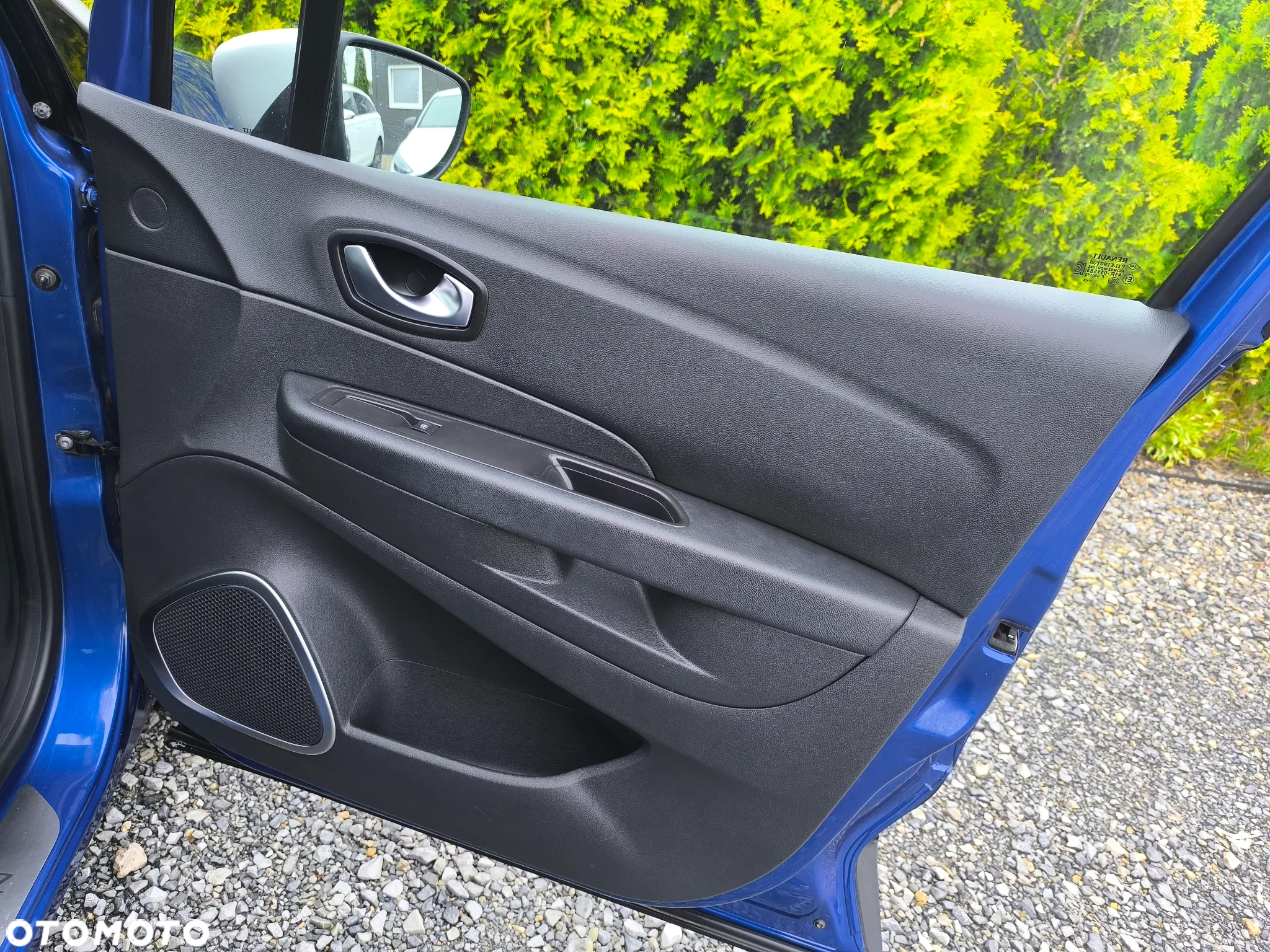 Renault Captur - 21