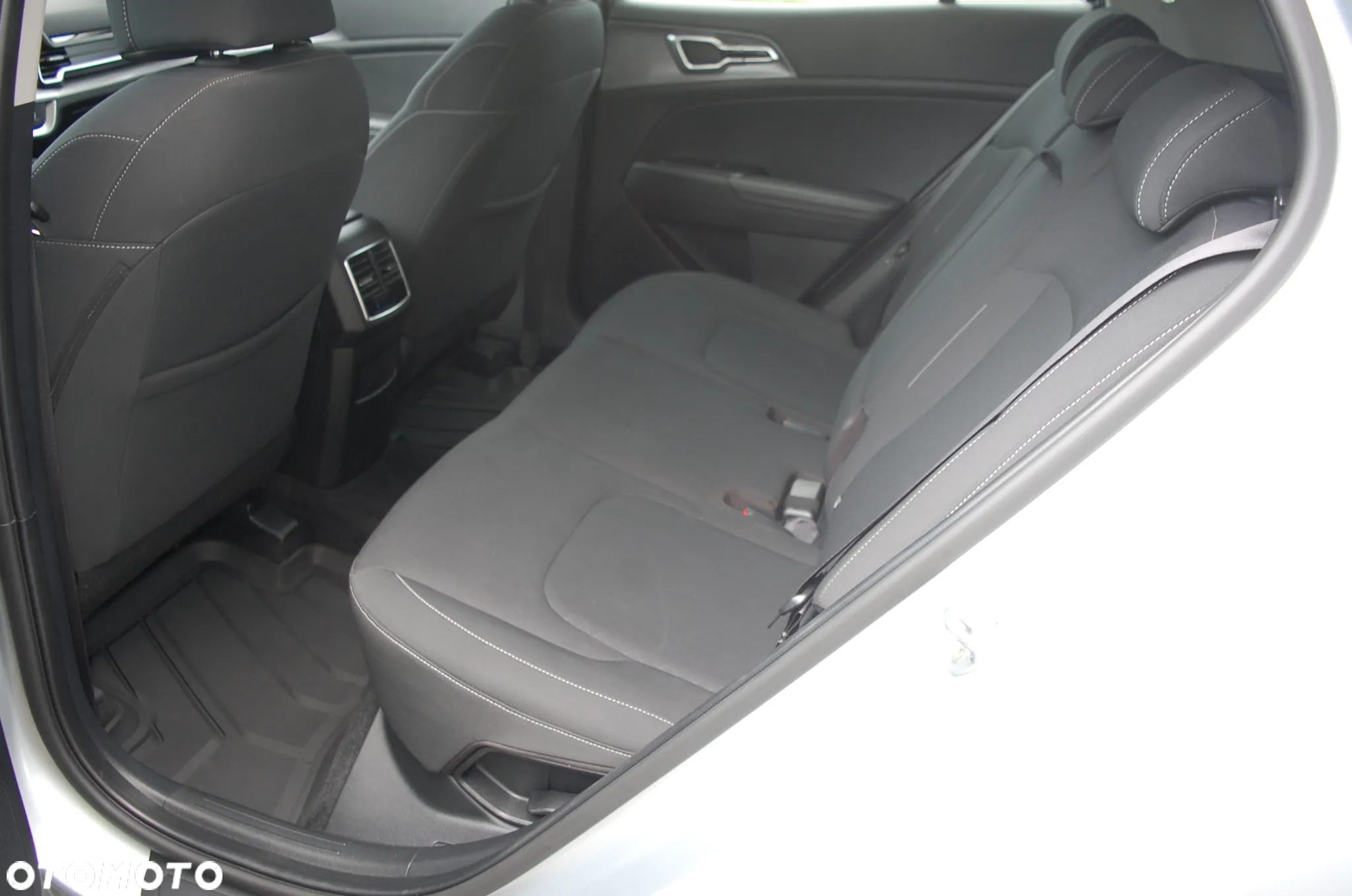 Kia Sportage 1.6 CRDI 2WD Eco-Dynamics+ (48V M-H) DCT Vision - 18