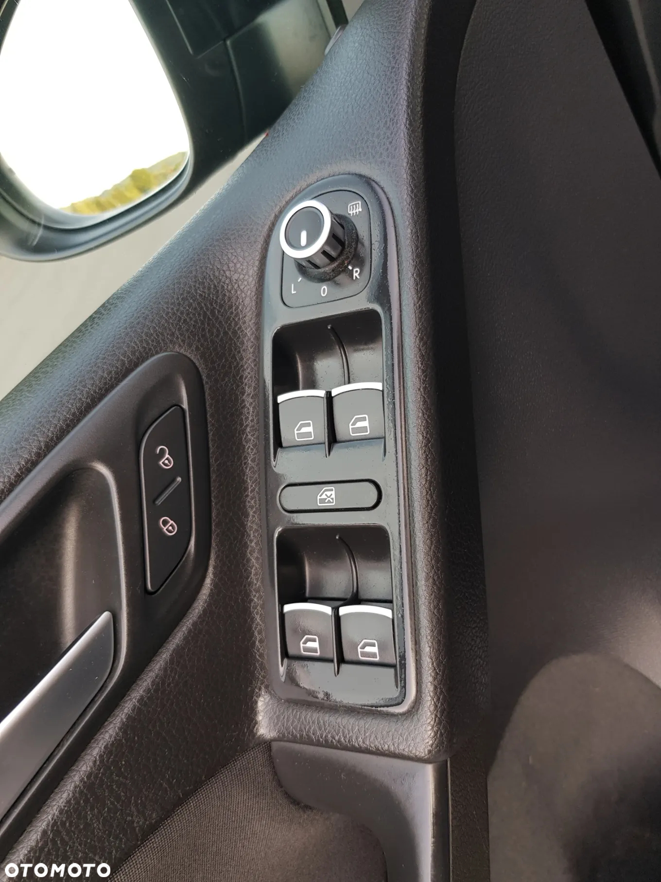 Volkswagen Golf VI 2.0 TDI GTD - 18