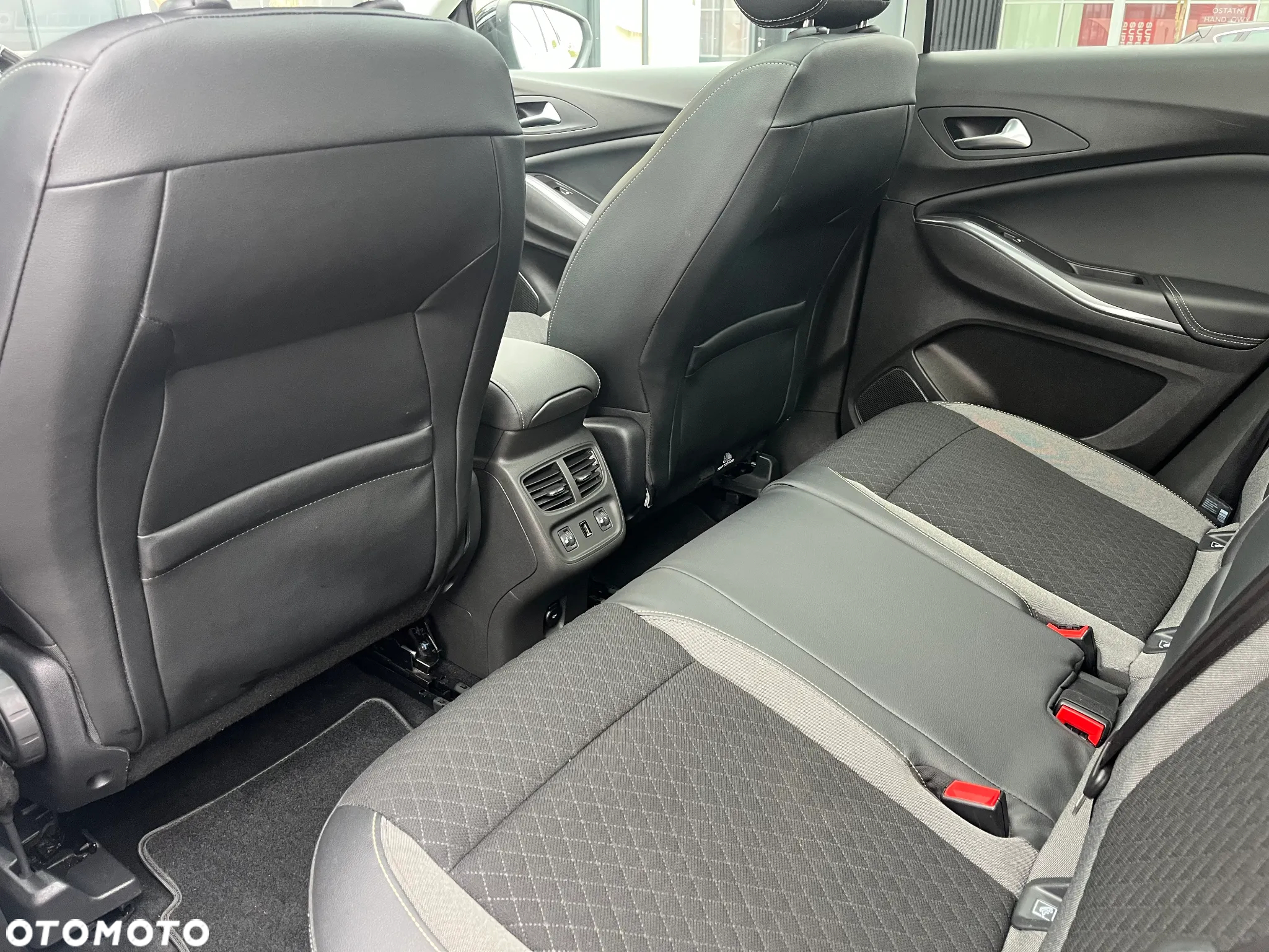 Opel Grandland X 1.5 CDTI Ultimate S&S - 15