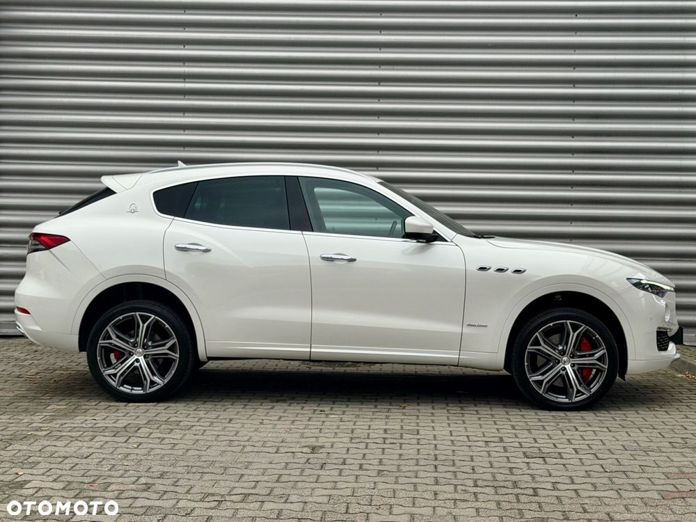 Maserati Levante S Q4 GranLusso - 9
