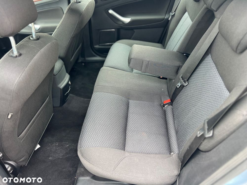 Ford Mondeo - 13