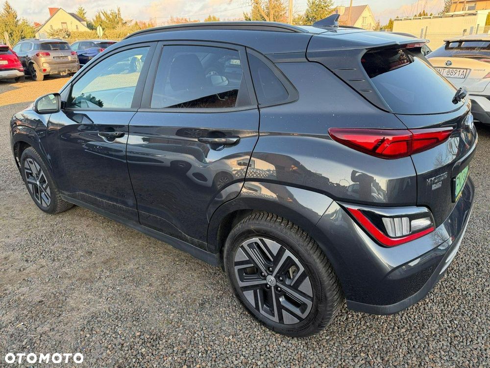 Hyundai Kona 39kWh Executive - 3