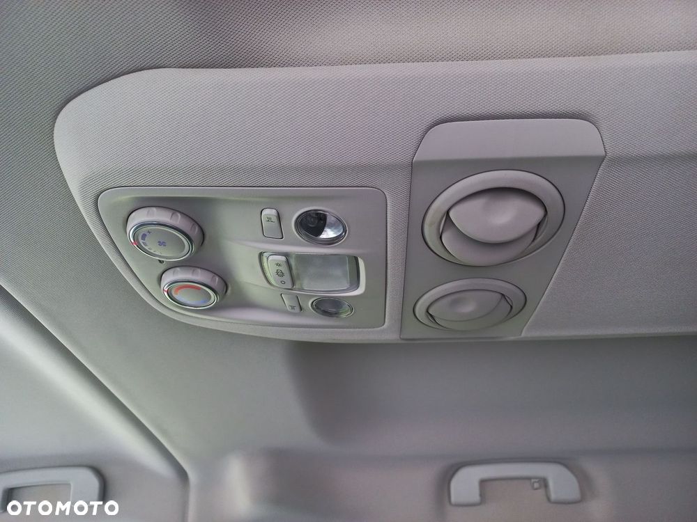 Toyota Proace Verso 2.0 D4-D Long Family - 20