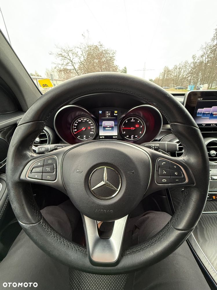 Mercedes-Benz GLC - 22