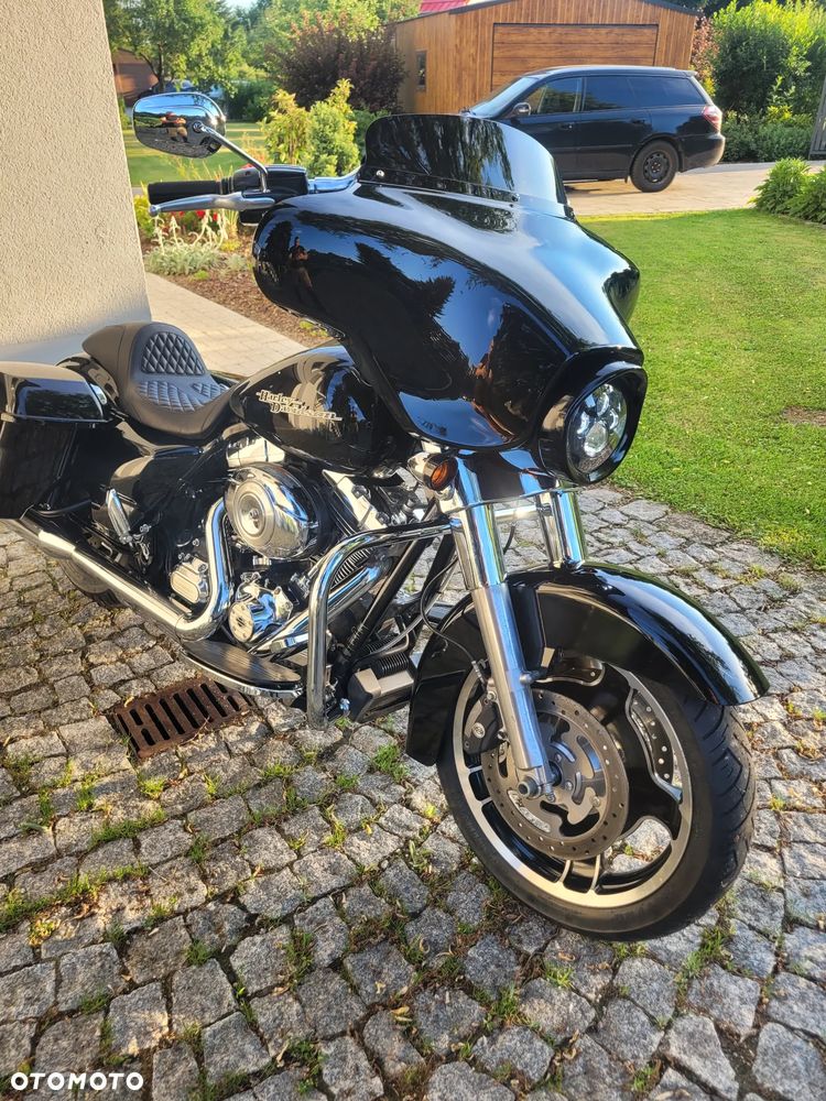 Harley-Davidson Touring Street Glide - 20