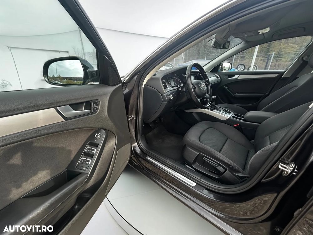 Audi A4 Limuzina 2.0 TDI - 13