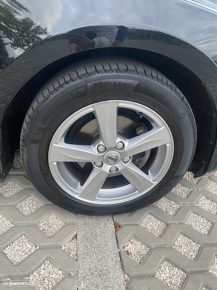 Volvo V40 D2 Kinetic - 5