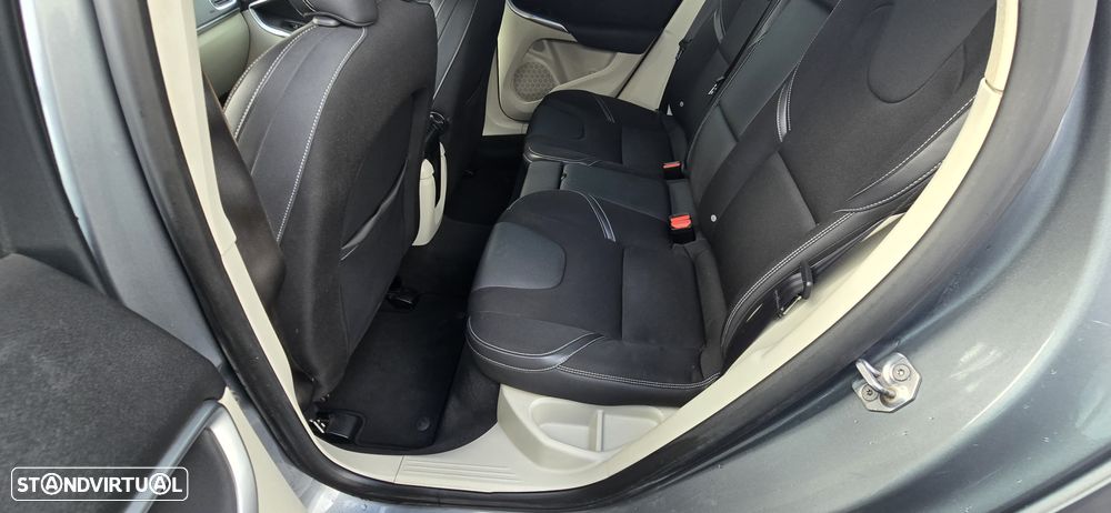 Volvo V40 D4 RDesign - 6