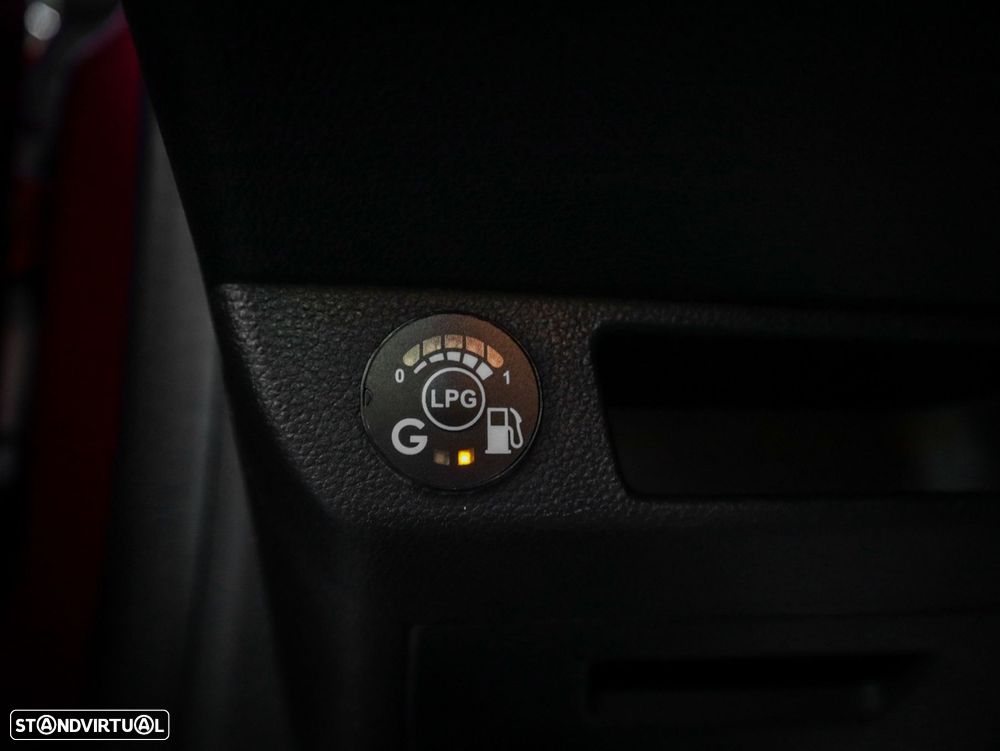 Renault Clio - 28