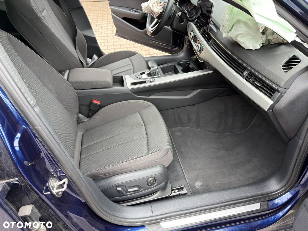 Audi A4 Avant 35 TDI S tronic - 16