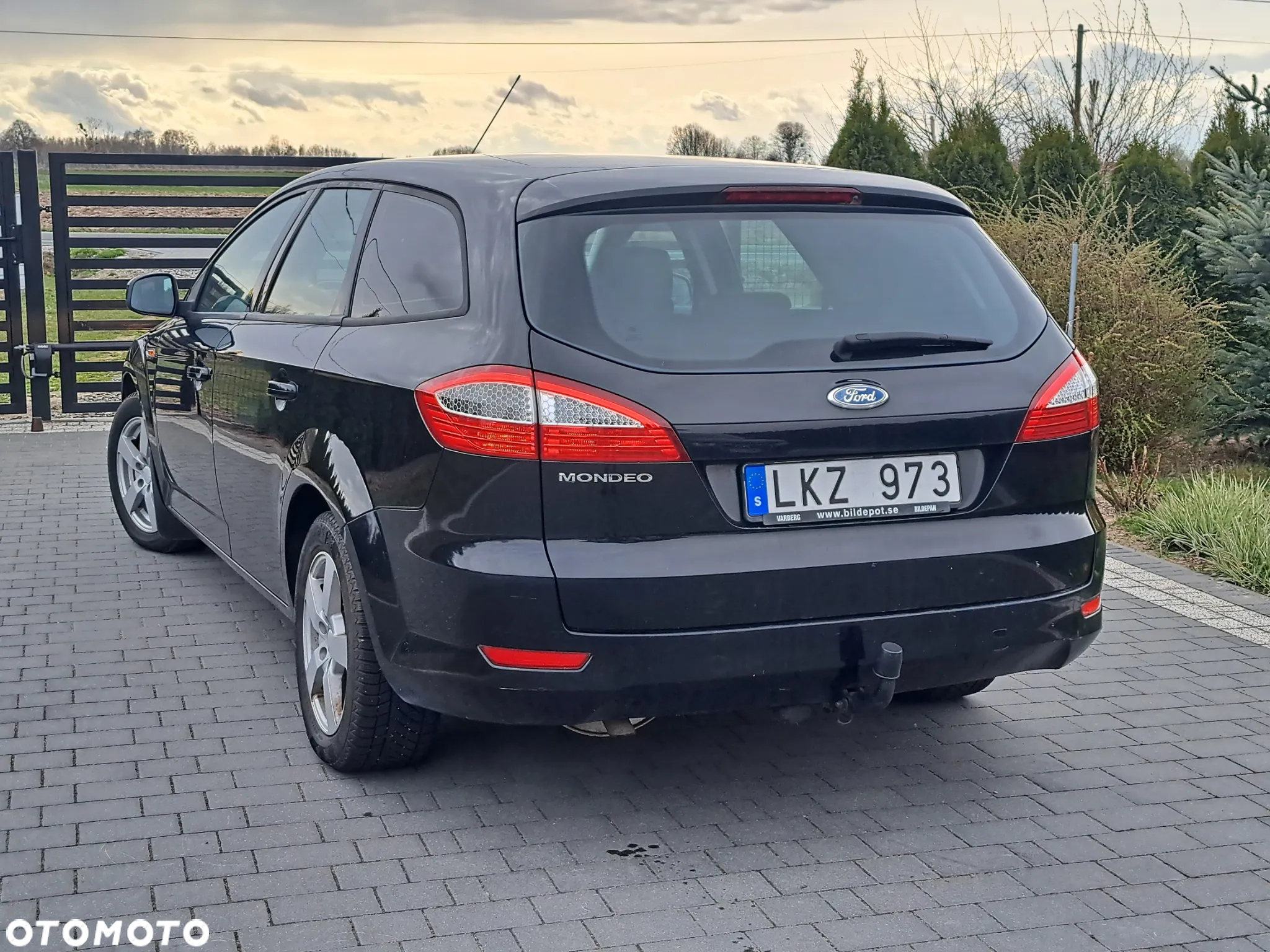 Ford Mondeo 2.0 Ambiente - 12