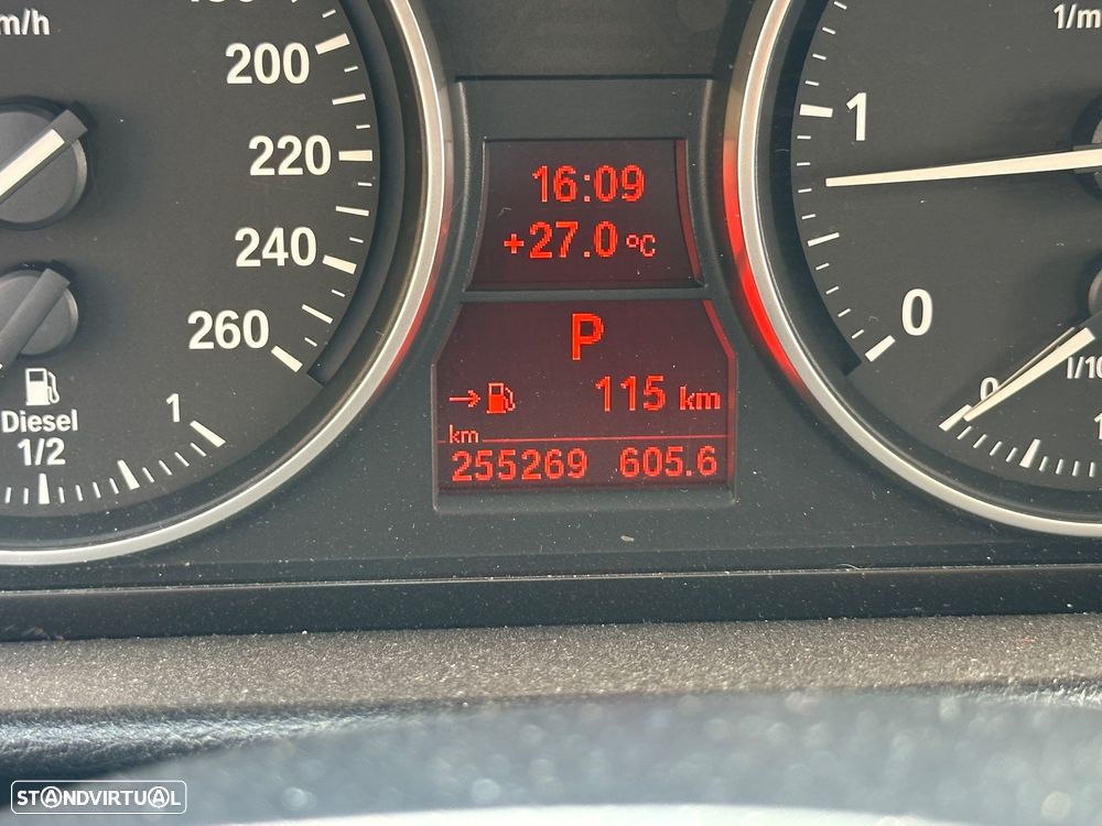 BMW X1 xDrive20d Aut. - 12