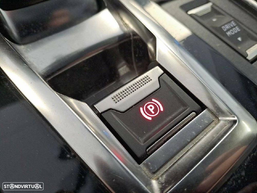 Peugeot 5008 1.5 BlueHDi Allure Pack EAT8 - 25