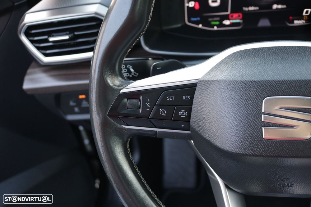 SEAT Leon 1.4 e-Hybrid Xcellence DSG - 35