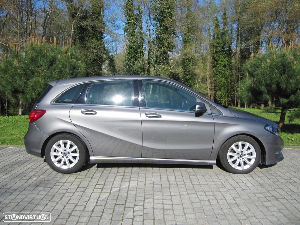 Mercedes-Benz B 180 d Urban - 15