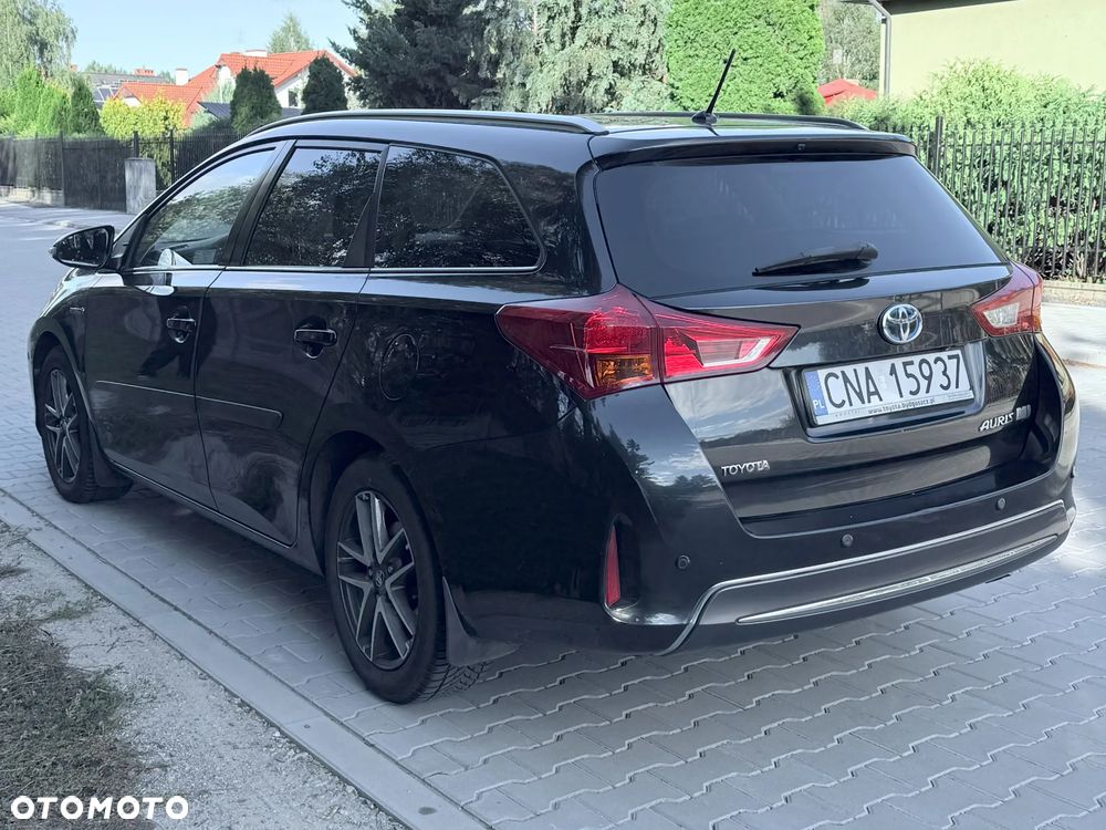 Toyota Auris 1.8 HSD Prestige - 5