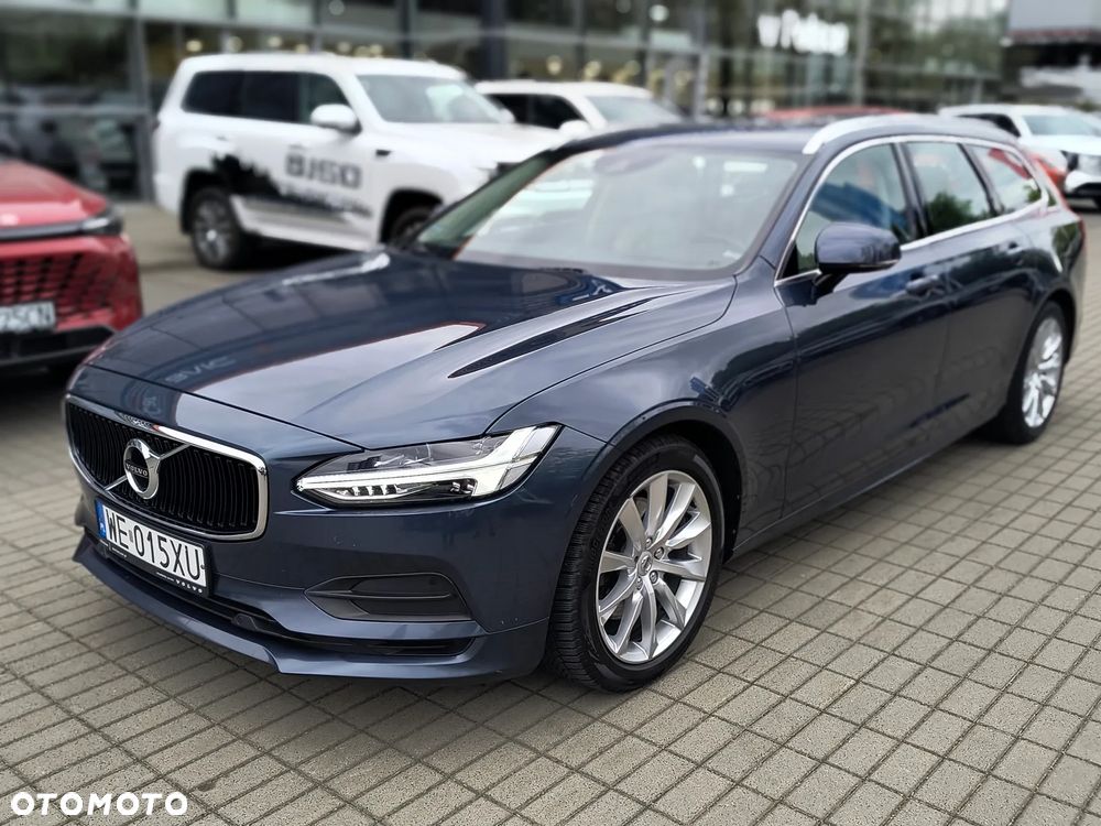 Volvo V90 D4 Momentum Pro - 1