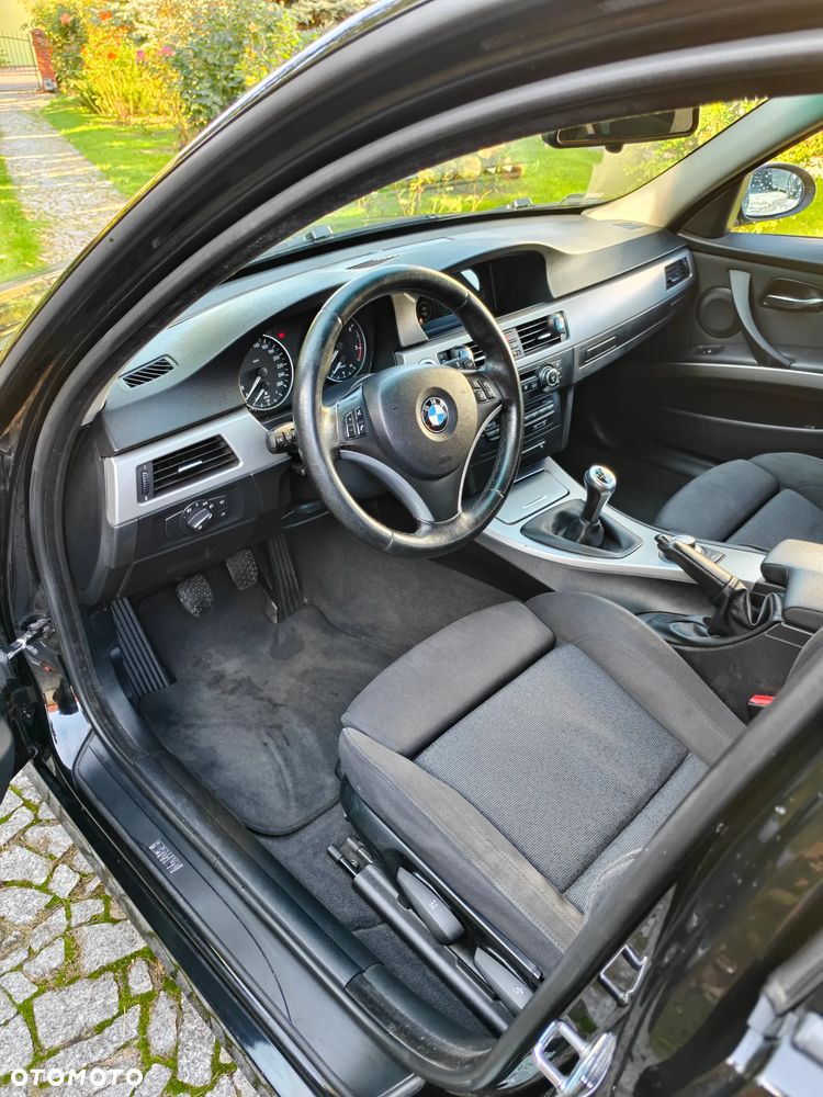 BMW Seria 3 - 10