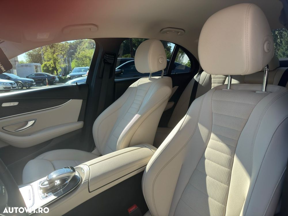 Mercedes-Benz E 220 d Aut. - 10
