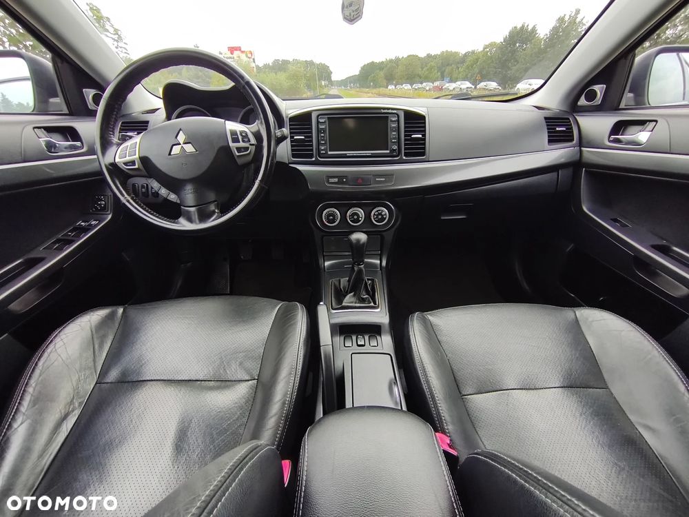 Mitsubishi Lancer 1.8 Instyle NAVI - 25
